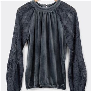 Matilda Jane Abbeville Lace Sleeve Velour Top, size medium